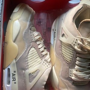 Only wore twice really want to get rid let’s make a negotiation 📦